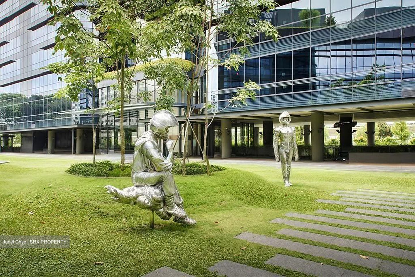 Woods Square (D25), Office #631913661
